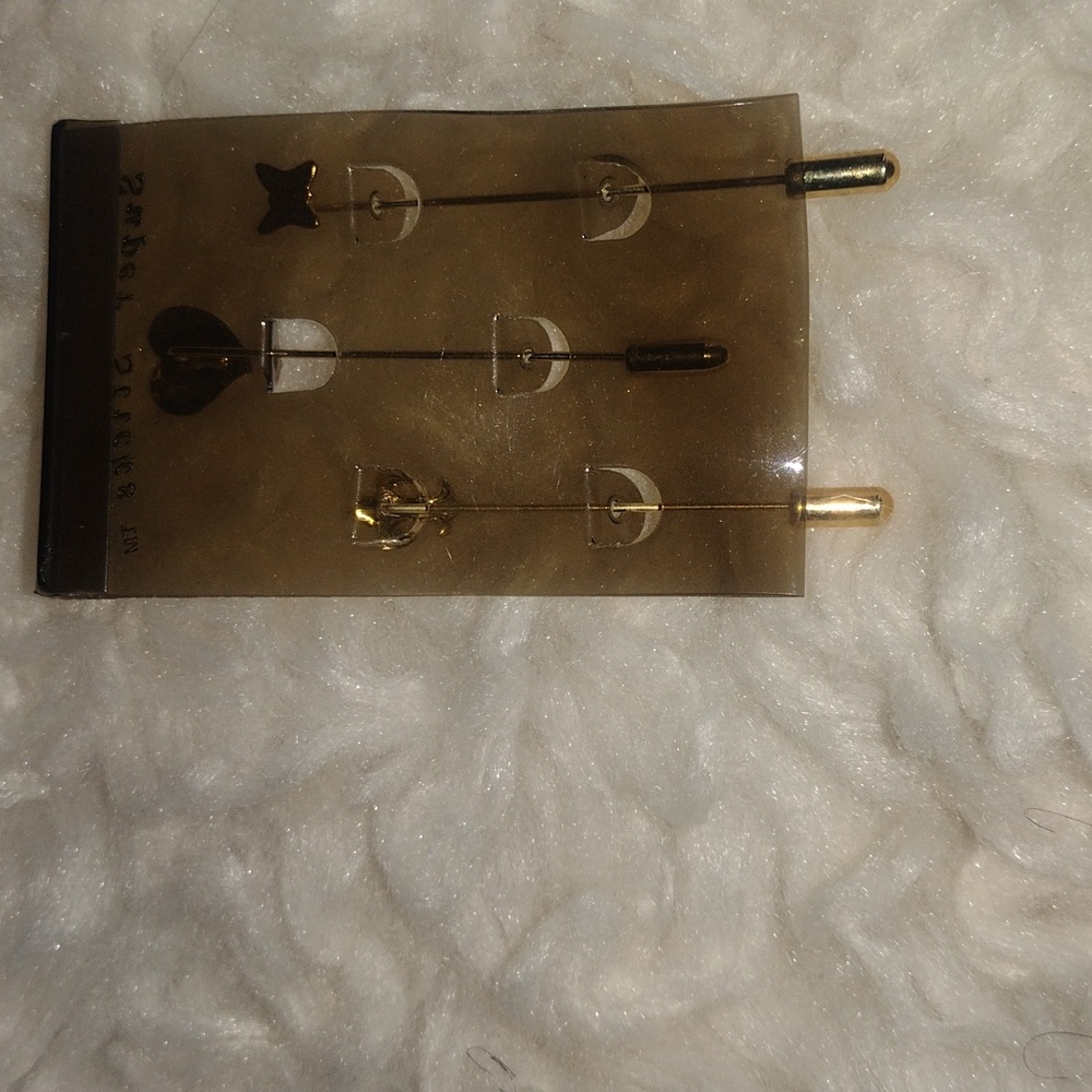 Hat Pin Sticks - Picture 2 of 3
